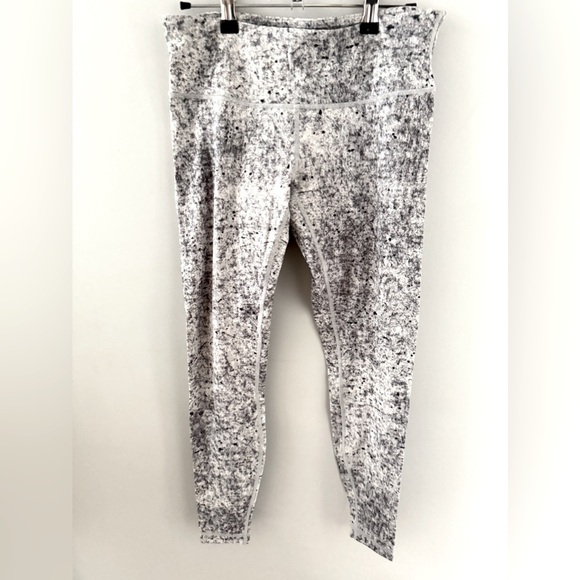 Lululemon Wunder Under Low Rise Leggings - Heathered Black 28” - Picture 2 of 4